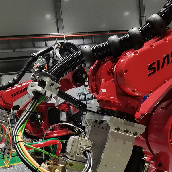 FANUC R2000iC-210F 伺服点焊机器人管线包